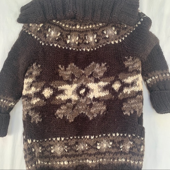 Abercrombie hand knit sweater - Picture 3 of 5